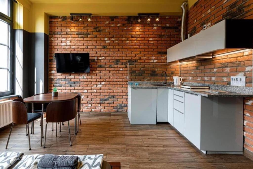 Close-golden - Cozy Studio - Great Location&k28 * Wroclaw